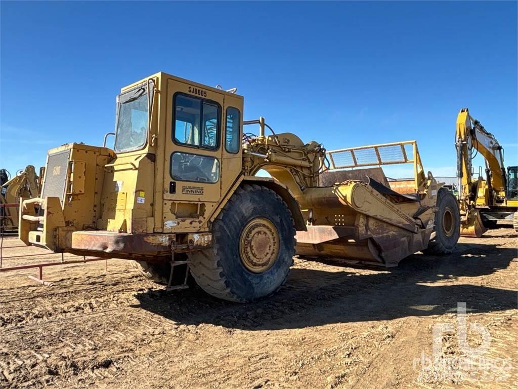CAT 621F Скрепери