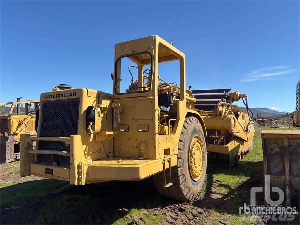 CAT 623B Скрепери