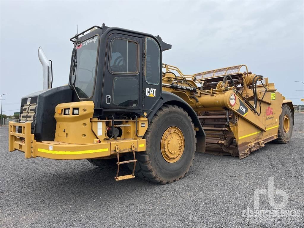 CAT 623K Скрепери