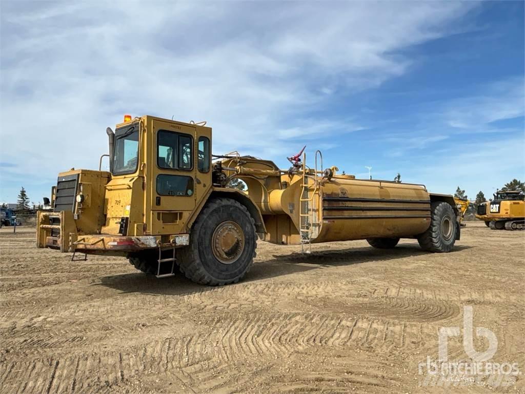 CAT 627F Поливальні машини