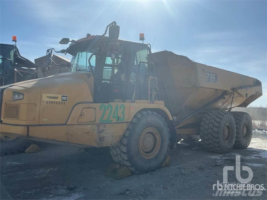 CAT 735 Зчленовані самоскиди