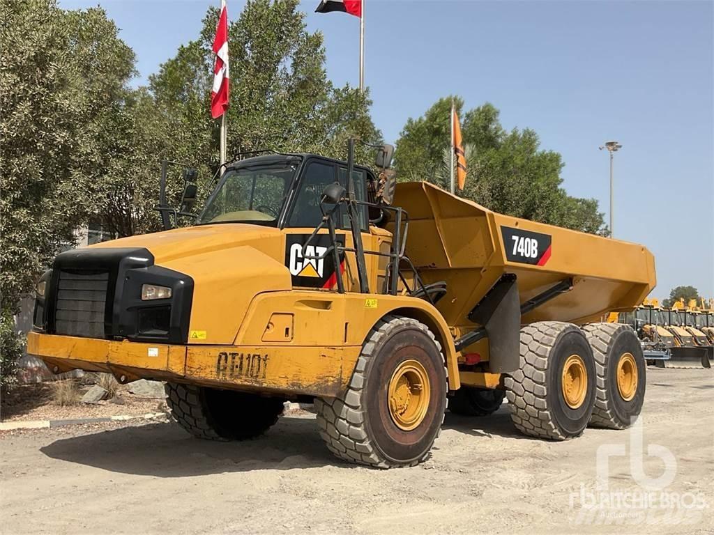 CAT 740B Зчленовані самоскиди
