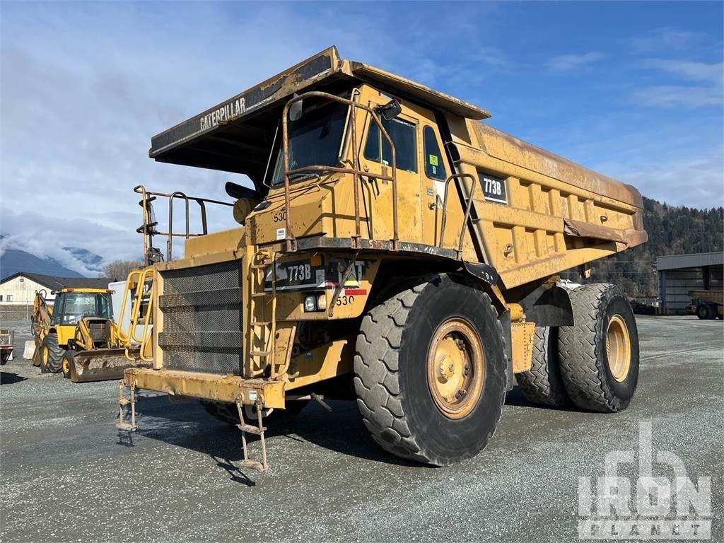 CAT 773B Кар`єрні самоскиди