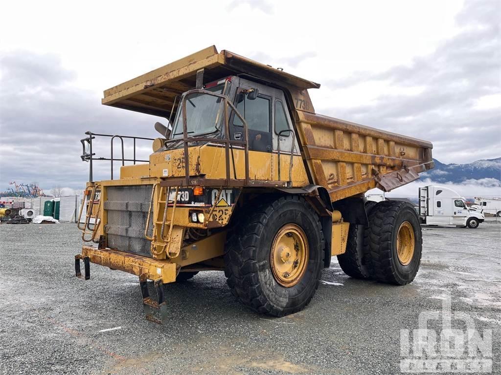 CAT 773D Кар`єрні самоскиди