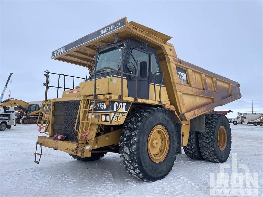 CAT 775D Кар`єрні самоскиди