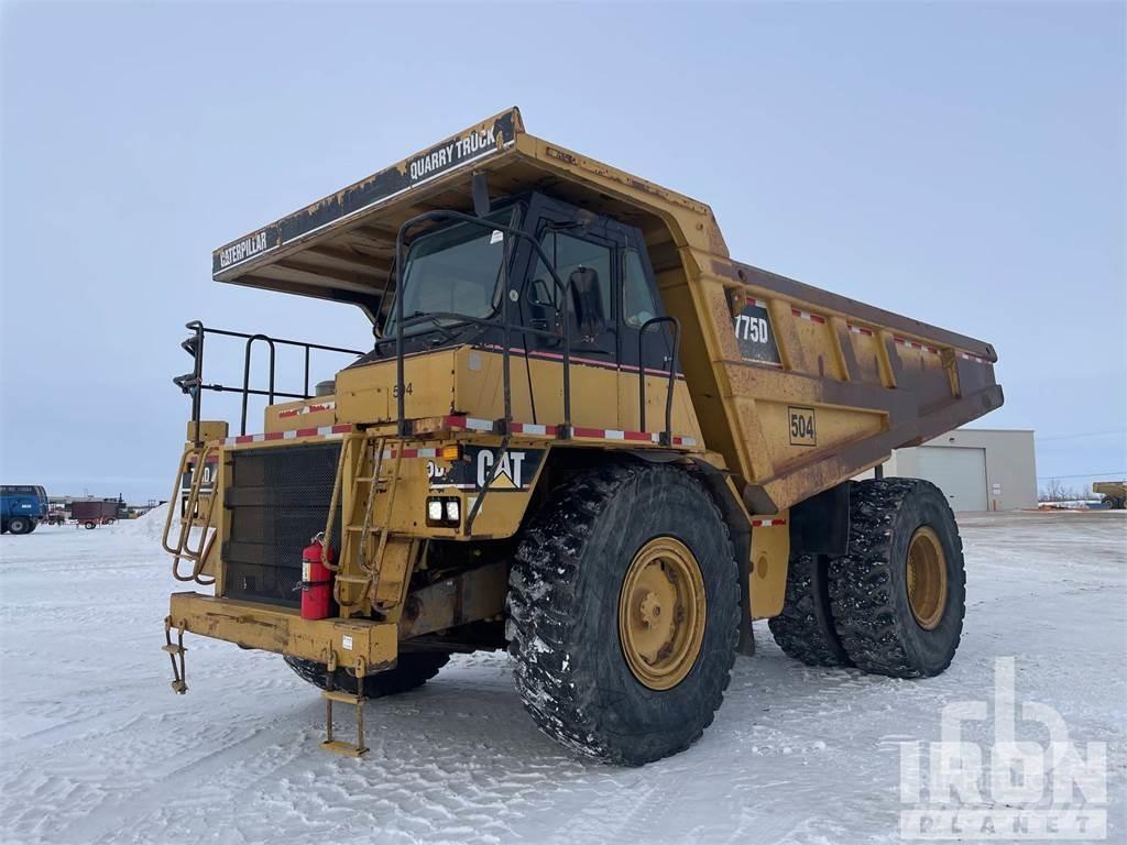 CAT 775D Кар`єрні самоскиди
