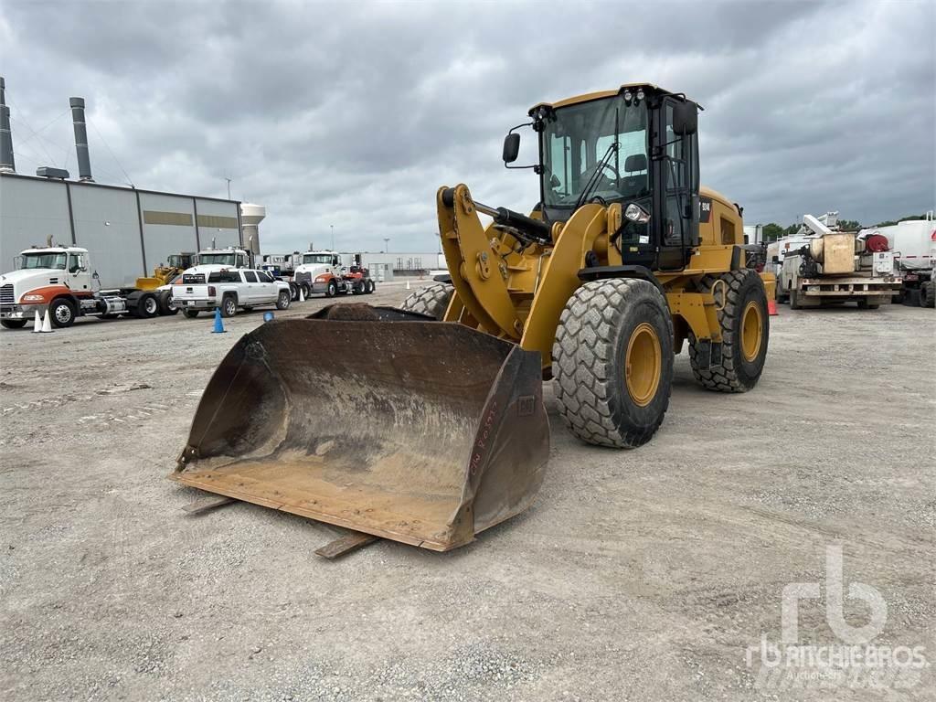 CAT 924K Фронтальні навантажувачі