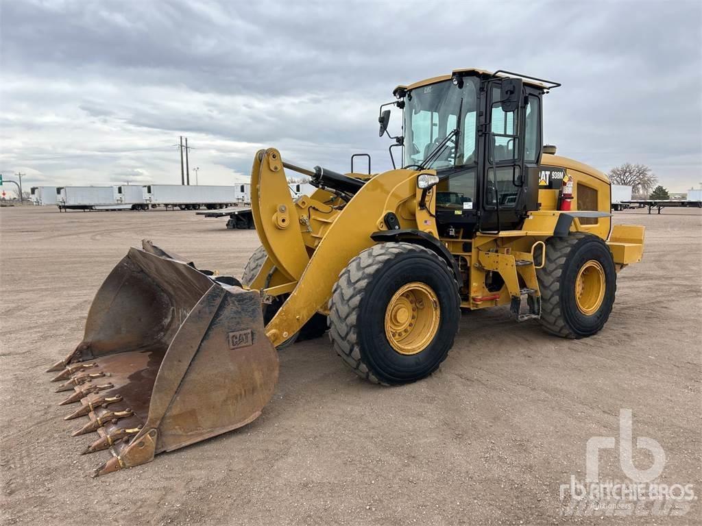 CAT 938M Фронтальні навантажувачі