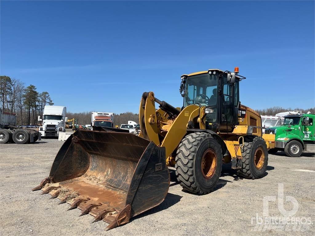 CAT 938M Фронтальні навантажувачі