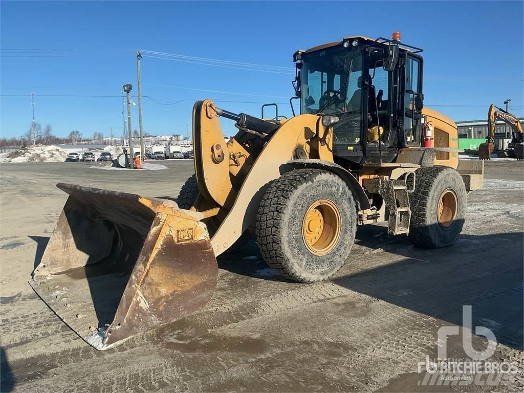 CAT 938M Фронтальні навантажувачі