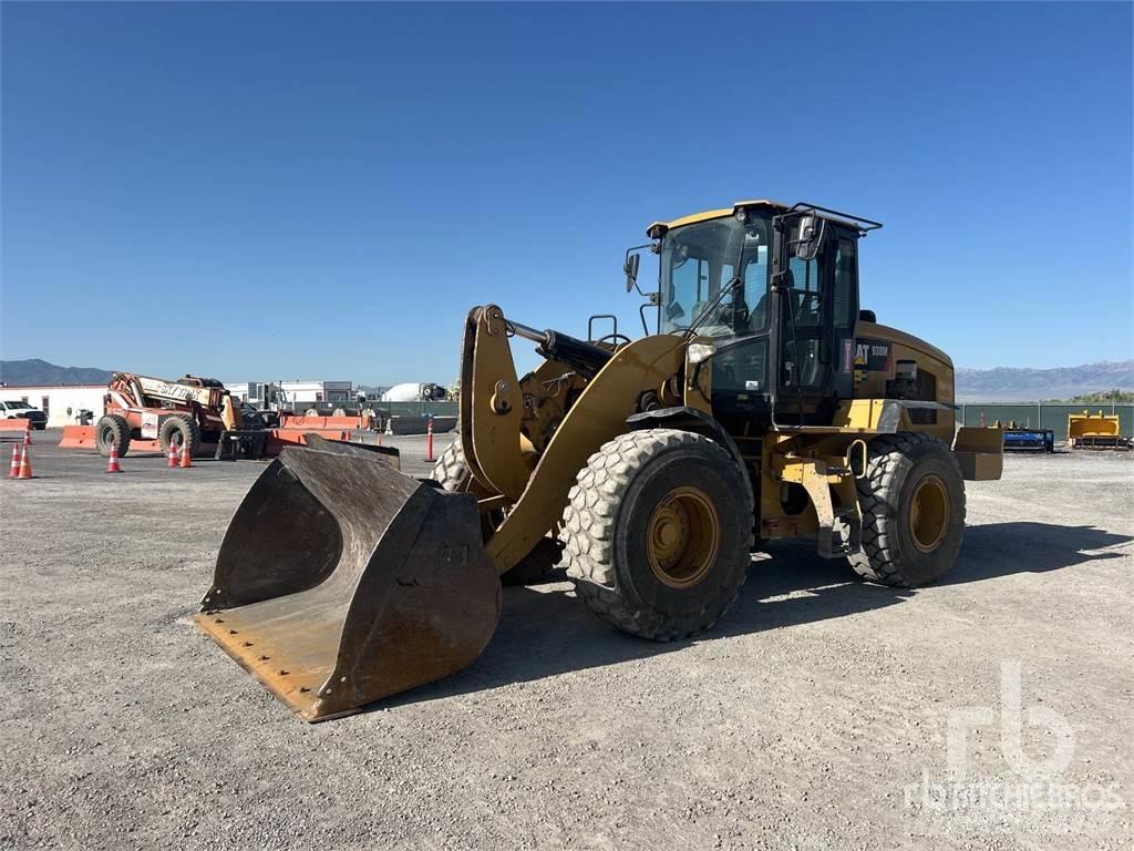 CAT 938M Фронтальні навантажувачі