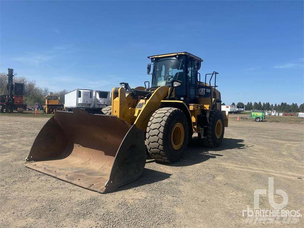 CAT 950M Фронтальні навантажувачі