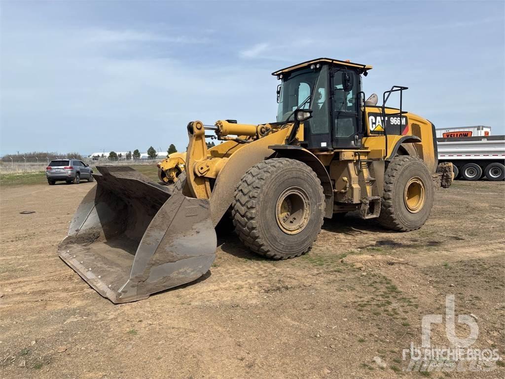 CAT 966M Фронтальні навантажувачі