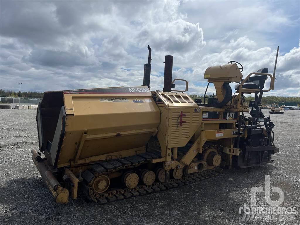 CAT AP-650B Асфальтовкладачі
