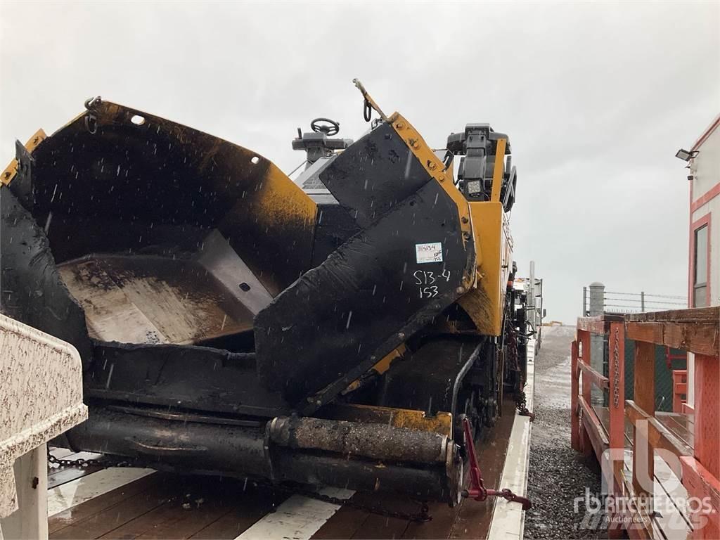 CAT AP655F Асфальтовкладачі