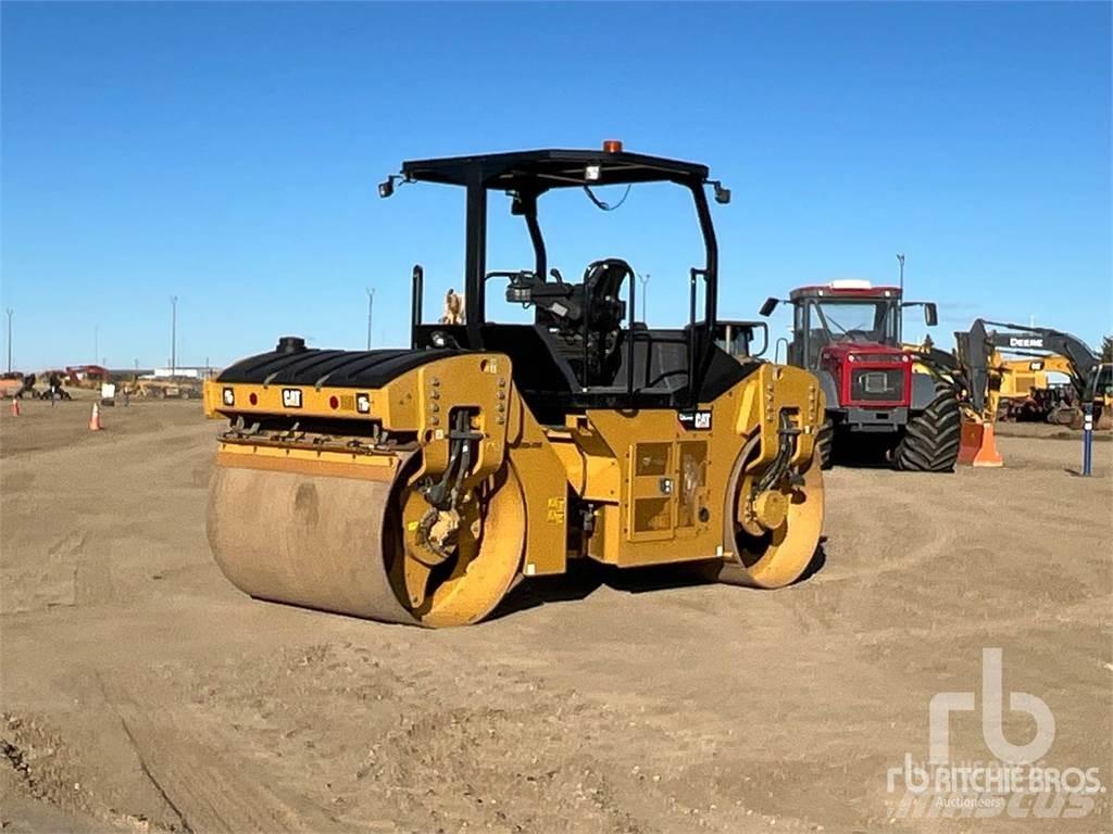 CAT CB54B Котки тротуарні