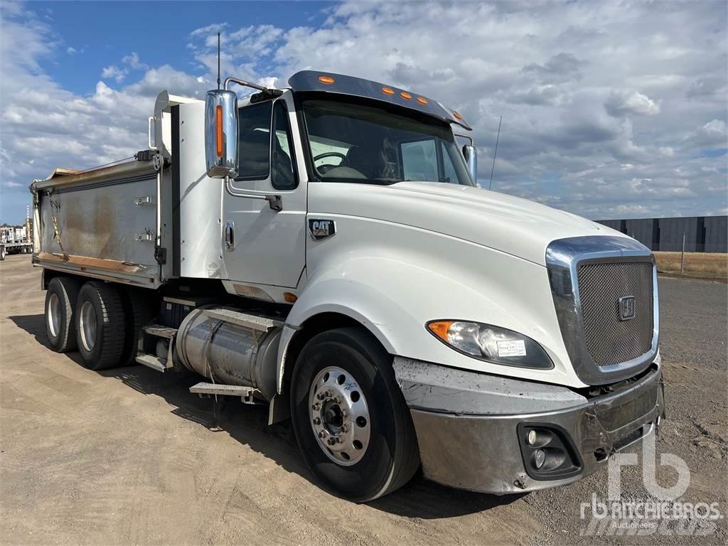 CAT CT630 Самоскиди