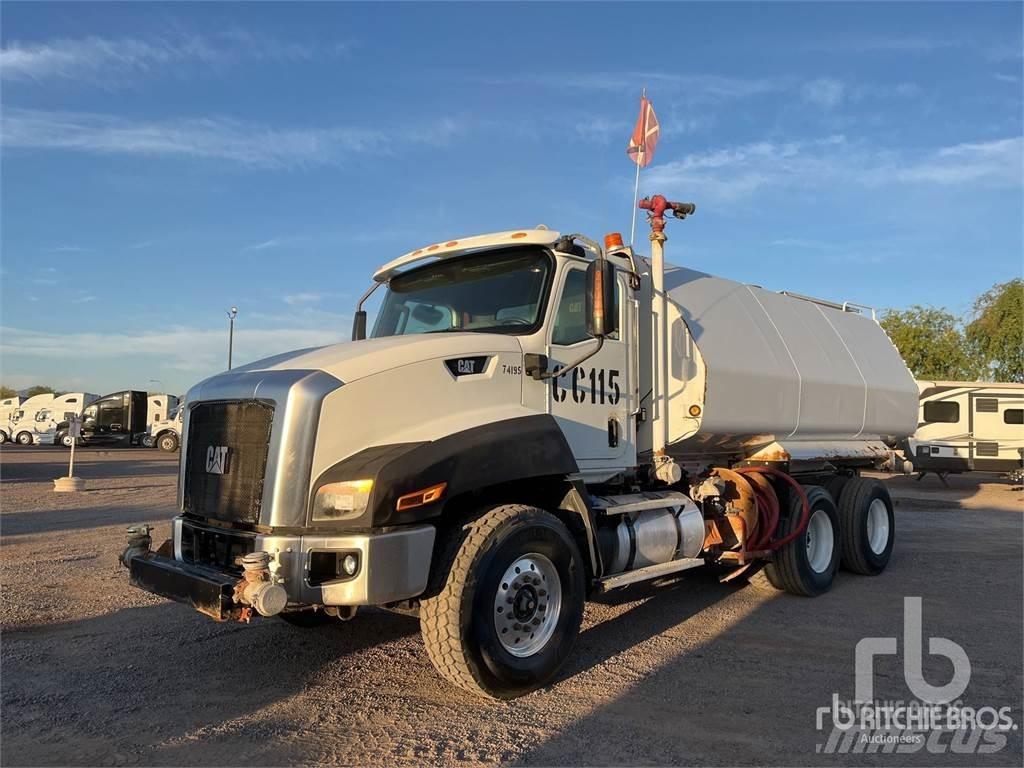 CAT CT660S Поливальні машини