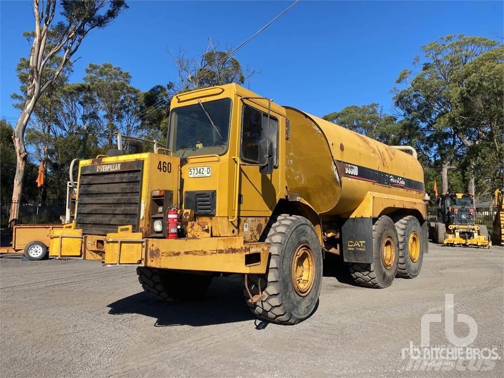 CAT D350E Поливальні машини
