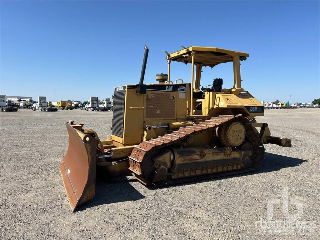 CAT D6M XL Гусеничні бульдозери