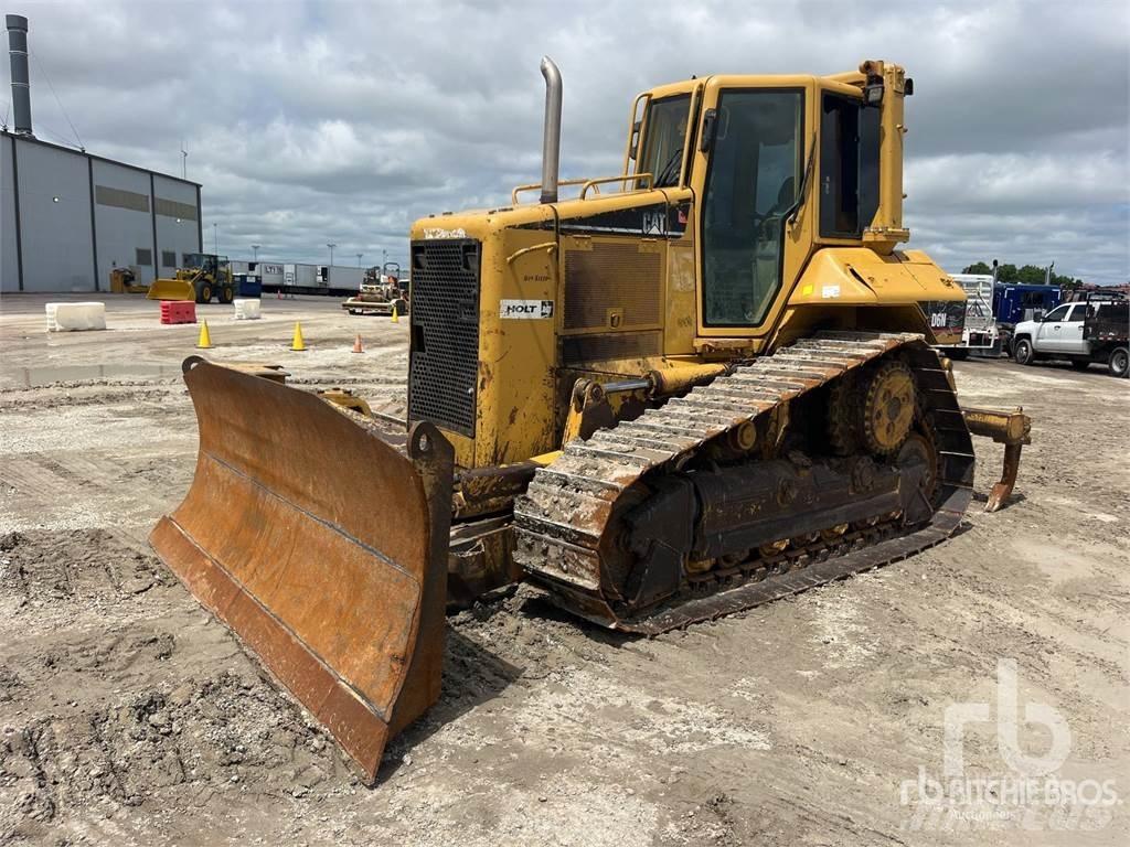 CAT D6N XL Гусеничні бульдозери