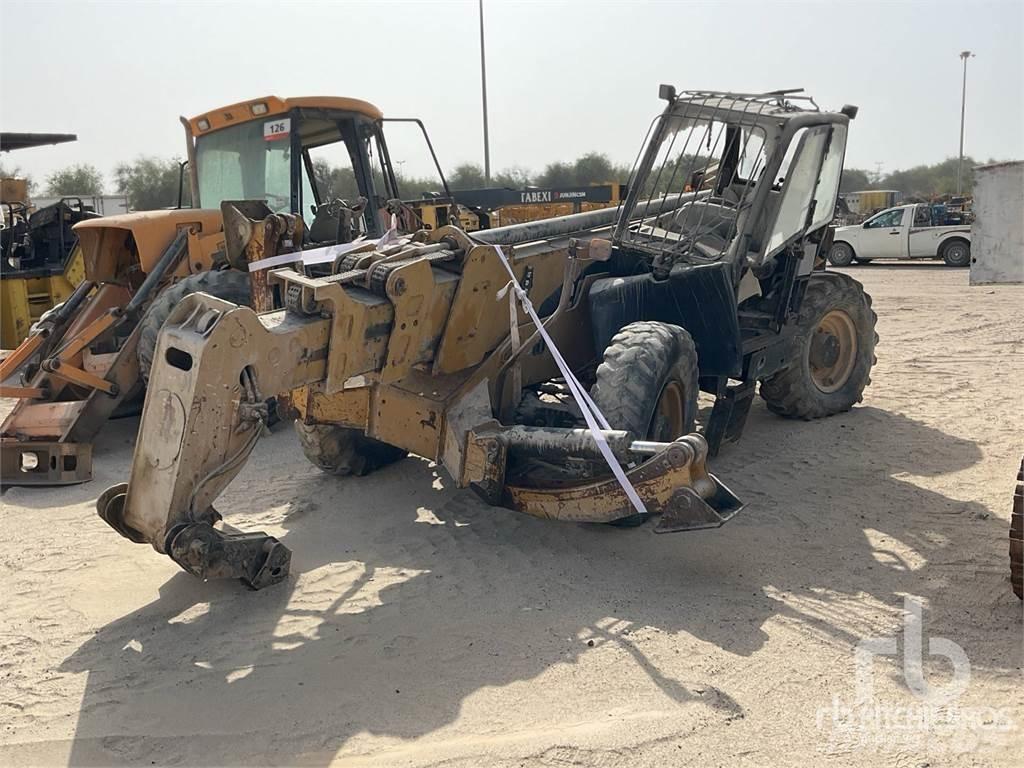 CAT TH580B Телескопічні навантажувачі