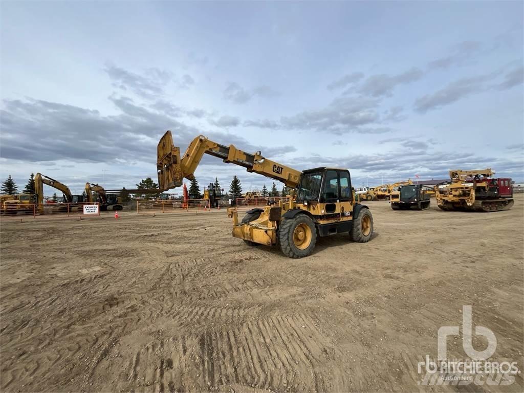 CAT TH63 Телескопічні навантажувачі