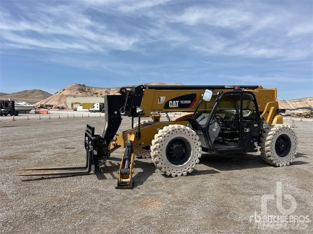 CAT TL1255D Телескопічні навантажувачі