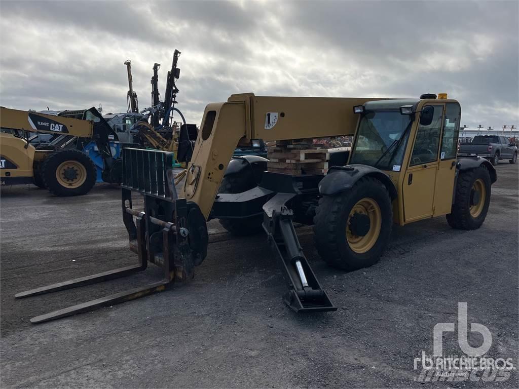 CAT TL943 Телескопічні навантажувачі