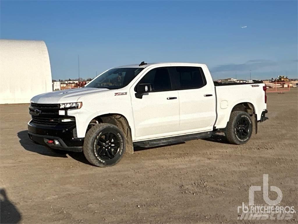 Chevrolet 1500 Пікапи / Бічне розвантаження