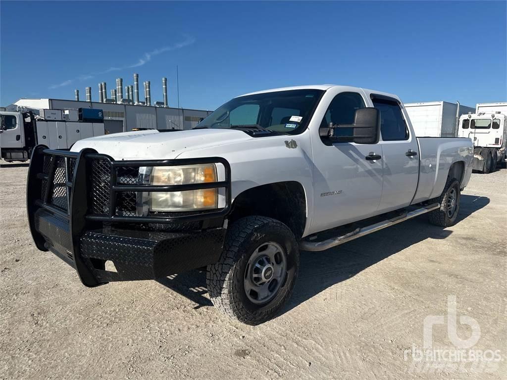 Chevrolet 2500 Пікапи / Бічне розвантаження