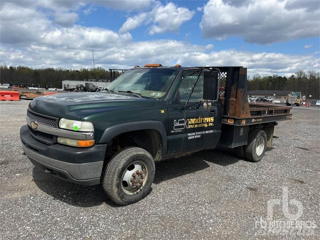 Chevrolet 3500 Вантажівки-платформи/бокове розвантаження