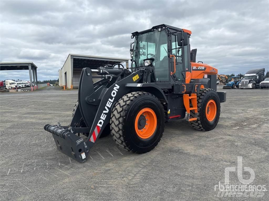 Develon DL220-7 Фронтальні навантажувачі