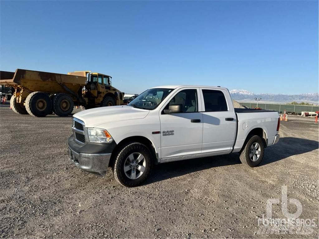 Dodge 1500 Пікапи / Бічне розвантаження