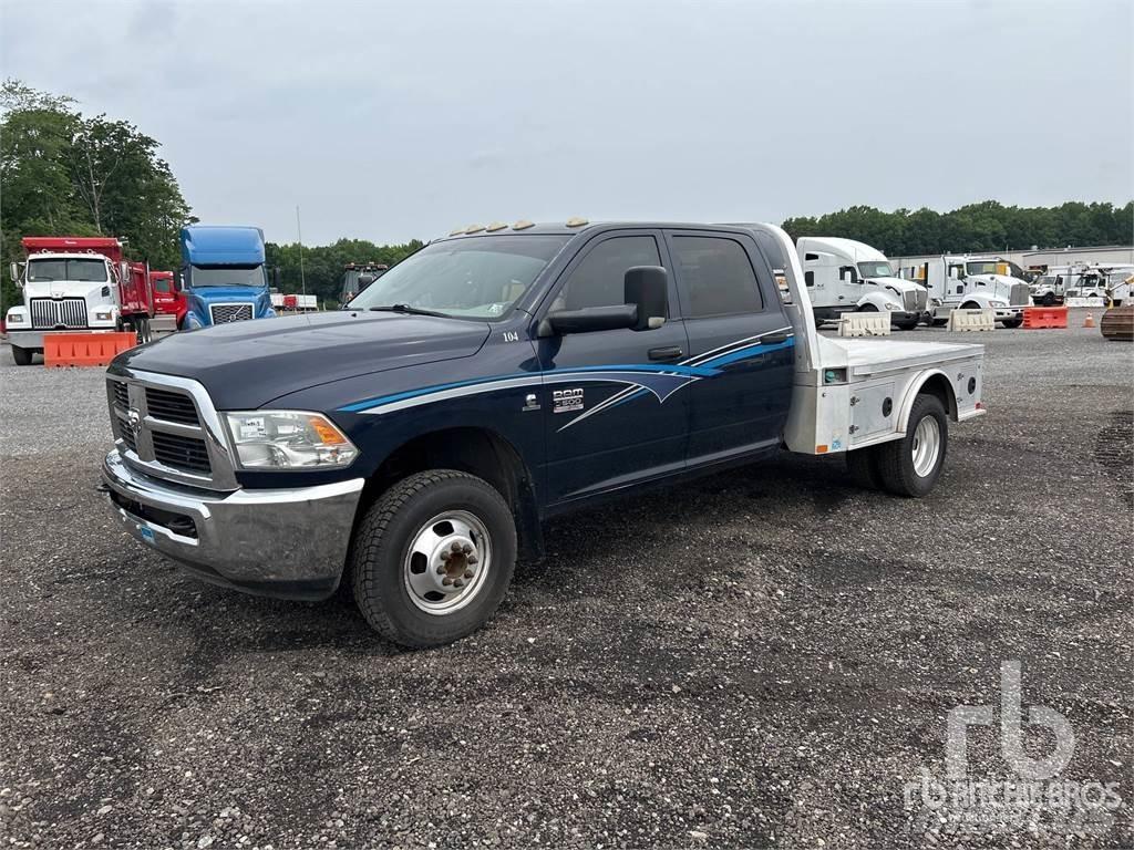 Dodge 3500 Вантажівки-платформи/бокове розвантаження