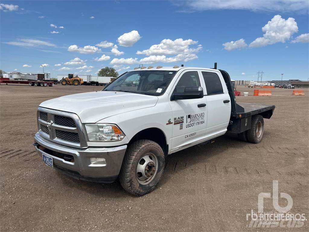 Dodge 3500 Вантажівки-платформи/бокове розвантаження
