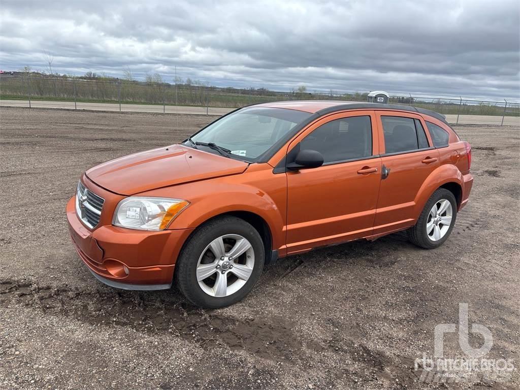 Dodge CALIBER Автомобілі
