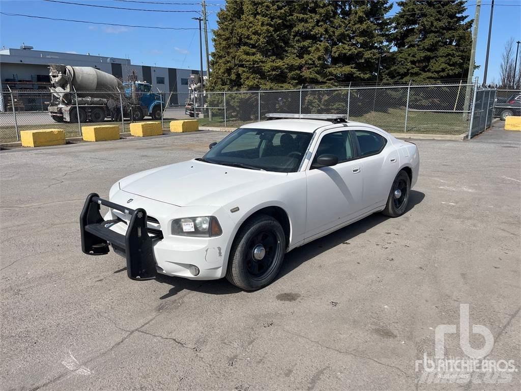 Dodge CHARGER Автомобілі