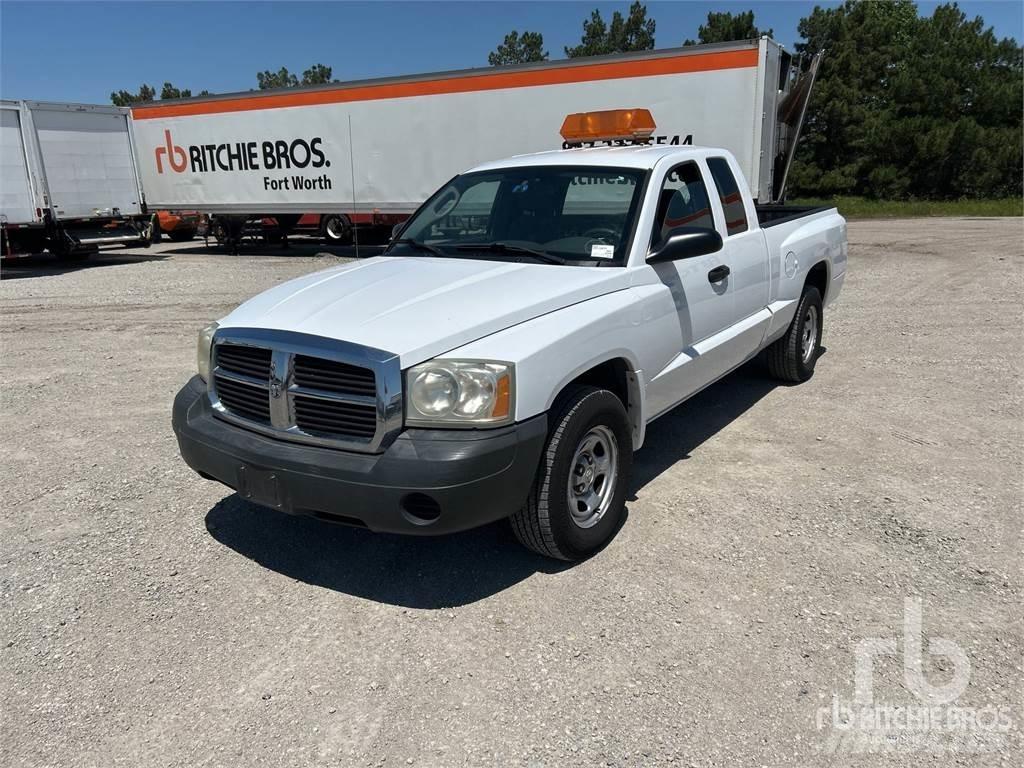 Dodge DAKOTA Пікапи / Бічне розвантаження
