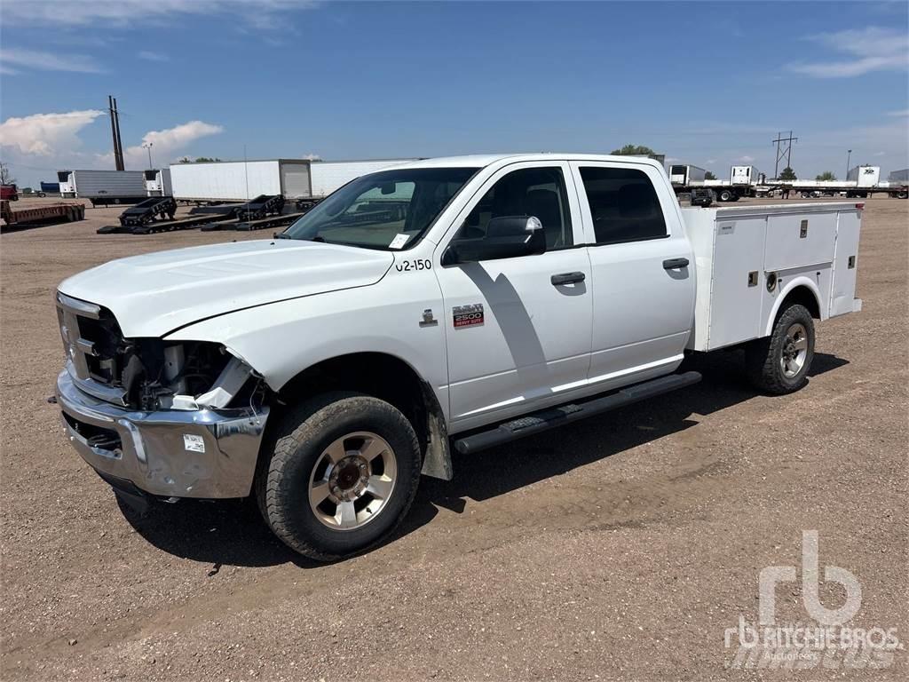 Dodge RAM 2500 Комунальні автомобілі / автомобілі загального призначення