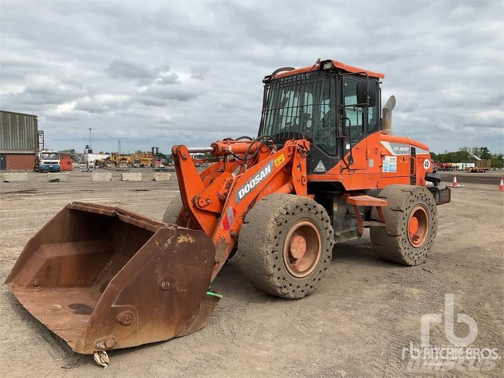 Doosan DL200-5 Фронтальні навантажувачі