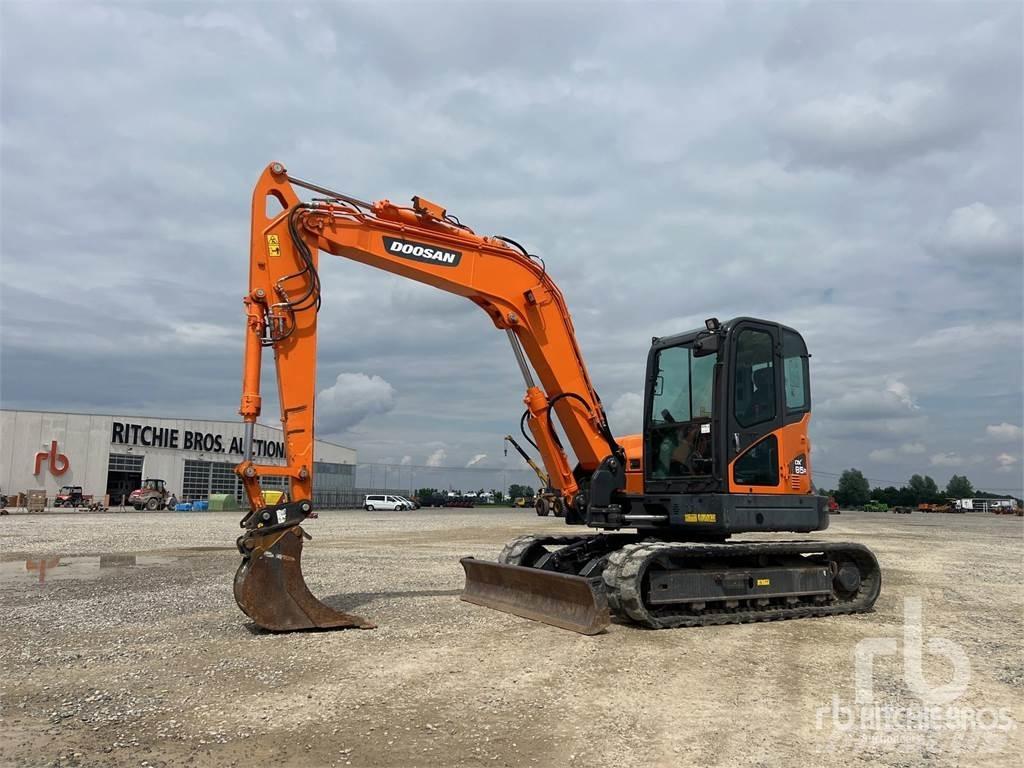 Doosan DX85R-3 Гусеничні екскаватори