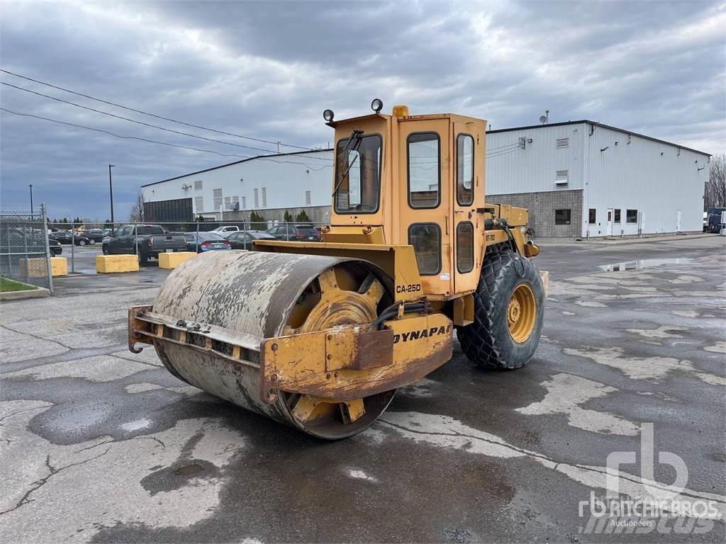 Dynapac CA25D Ущільнювачі грунту