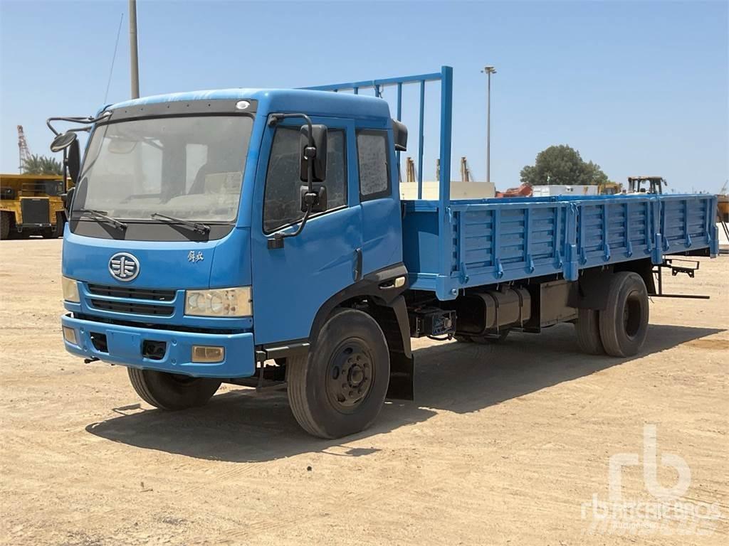 FAW 1120P9K2L3E Вантажівки-платформи/бокове розвантаження