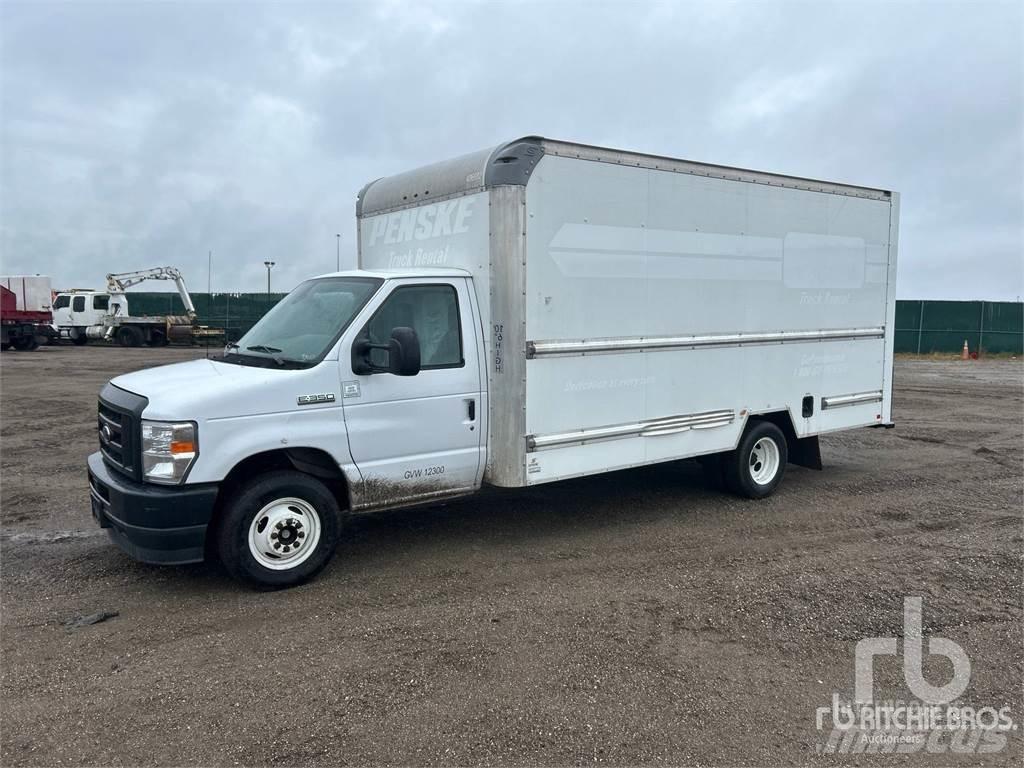 Ford E-350 Панельні фургони