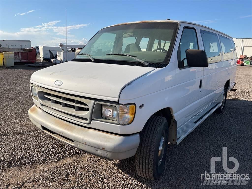 Ford E-350 Панельні фургони