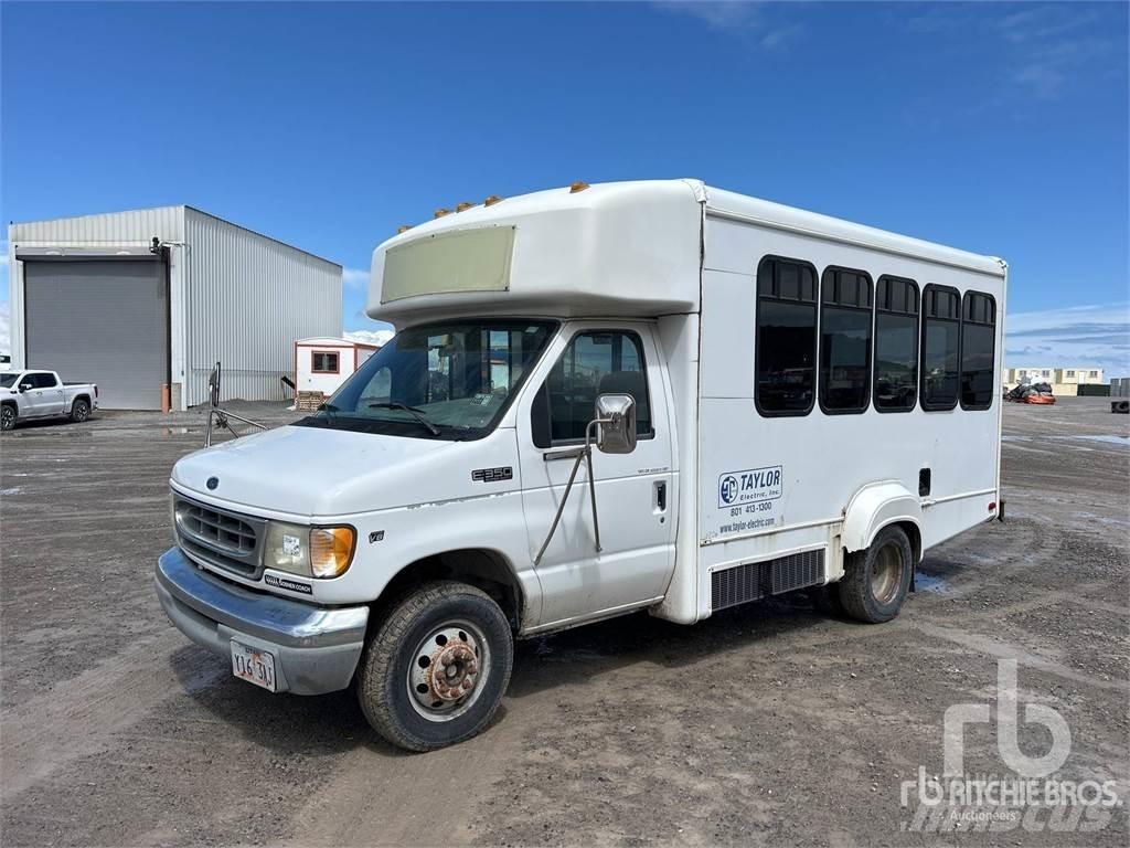 Ford E-350 Панельні фургони