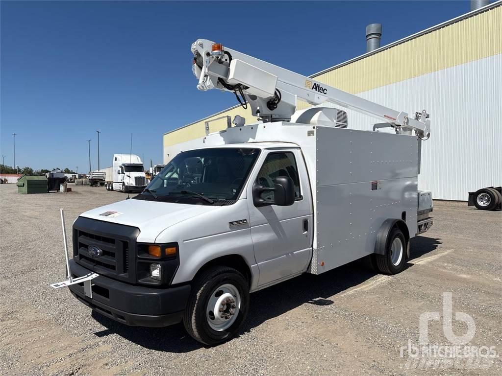 Ford E-350 Вишки-причепи