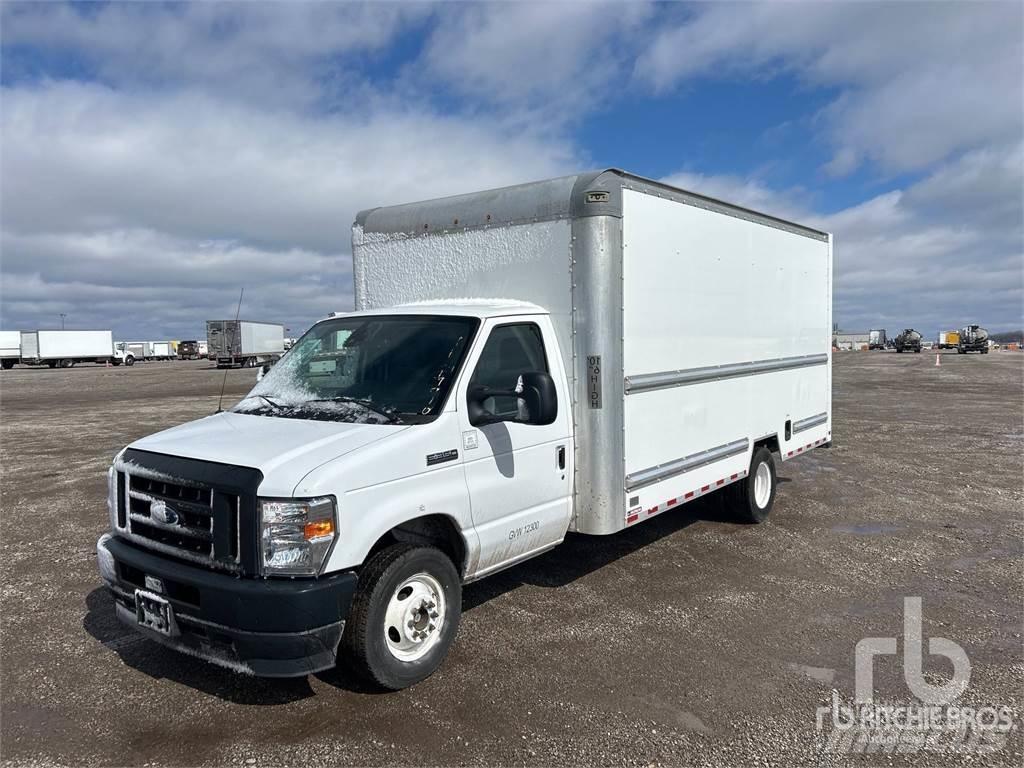 Ford E350 Панельні фургони