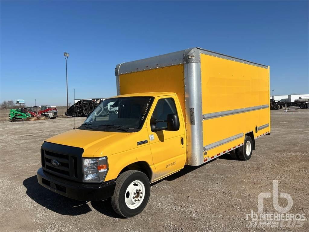 Ford E350 Панельні фургони